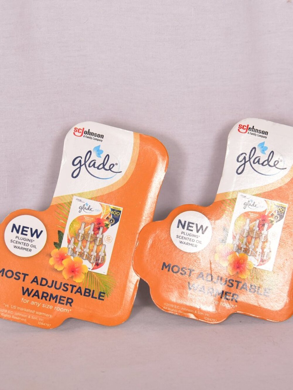 Lot of 2 PlugIns Glade Warmer For Scented Oils Adjustable New Any Size Room